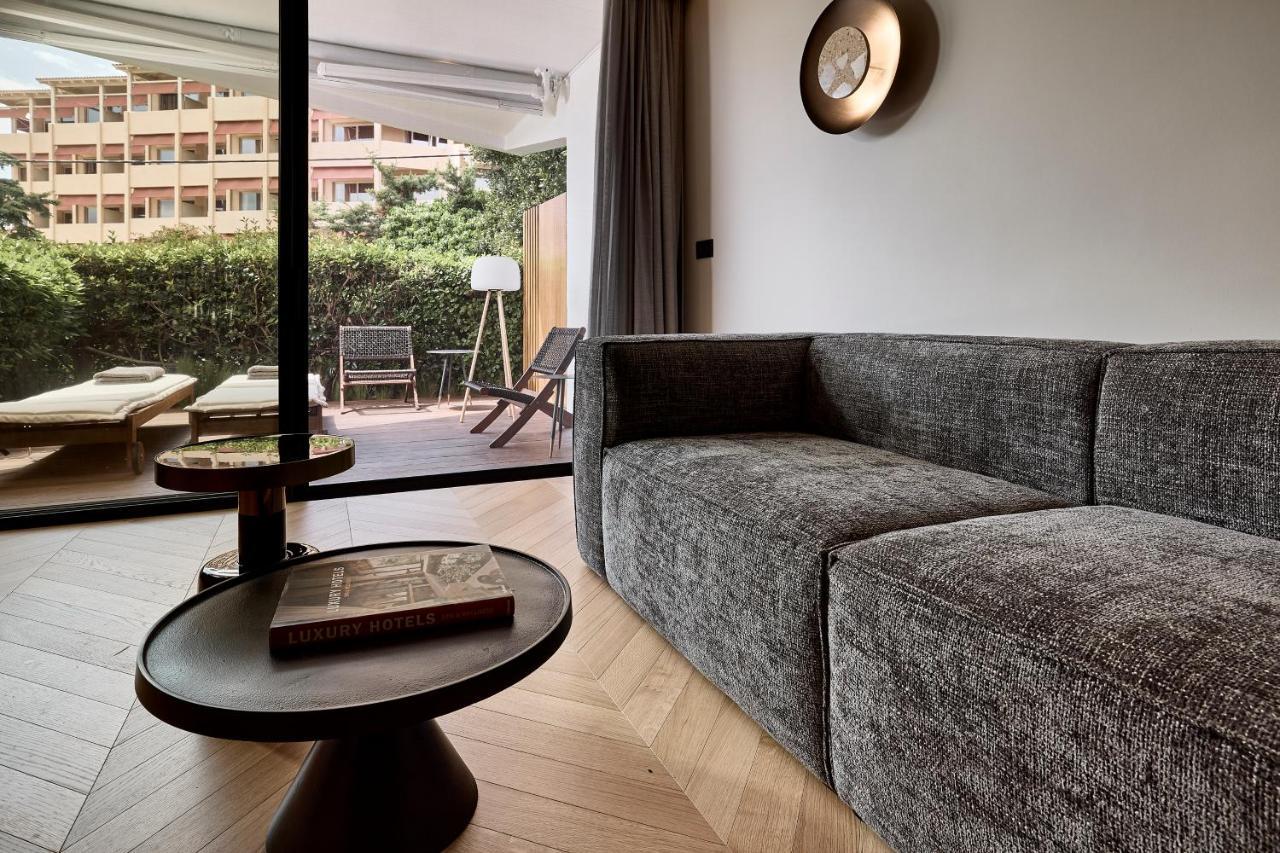 Icon Suite Athens Exterior photo