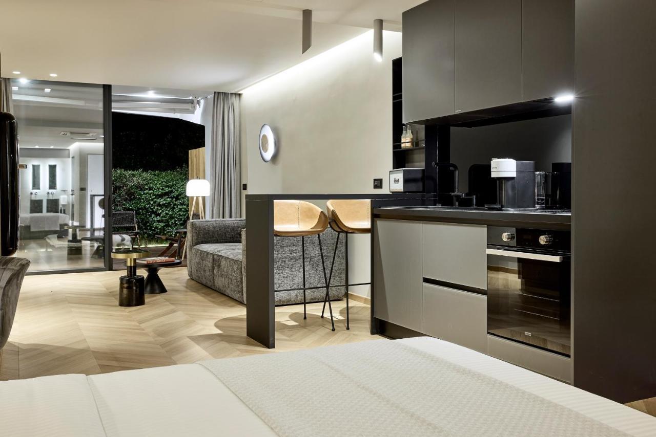 Icon Suite Athens Exterior photo